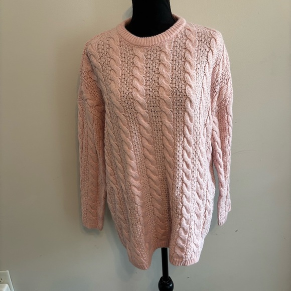 52Seven Oversized Baby Pink Cable Knit Sweater Size Medium - Picture 1 of 8
